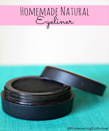 Homemade Natural Eyeliner (& Eyeshadow)