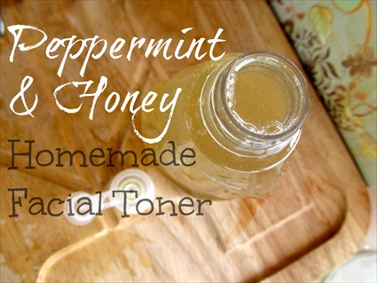 Homemade Peppermint And Honey Facial Toner