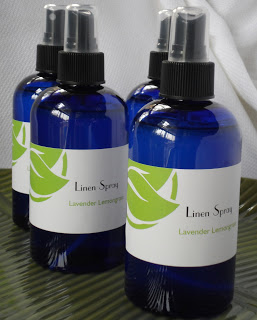 How to Make a Lavender & Lemongrass Linen and Room Spray 