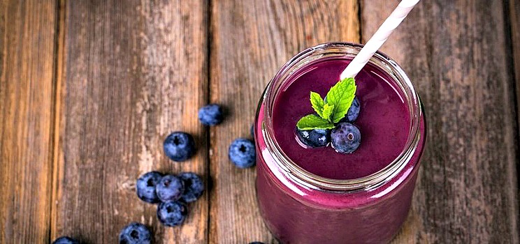 A Smoothie To End All Sugar Cravings