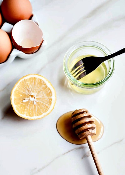 4  Easy Beauty Recipes That Use Raw Eggs