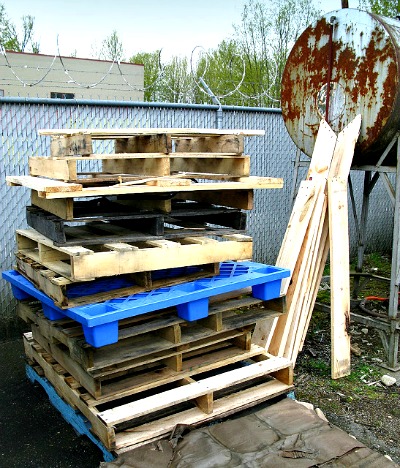 Everything You Ever Wanted to Know About Pallet Wood