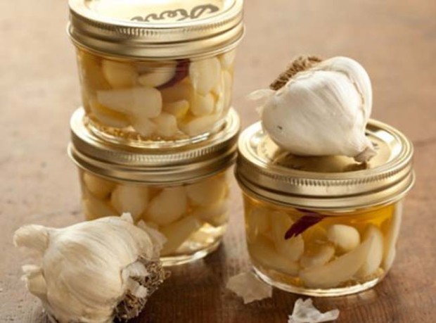 Medicinal Pickled Garlic