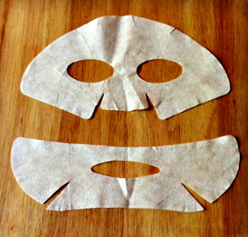 Homemade Anti-Blemish Mask with Chamomile, Honey and Tea Tree