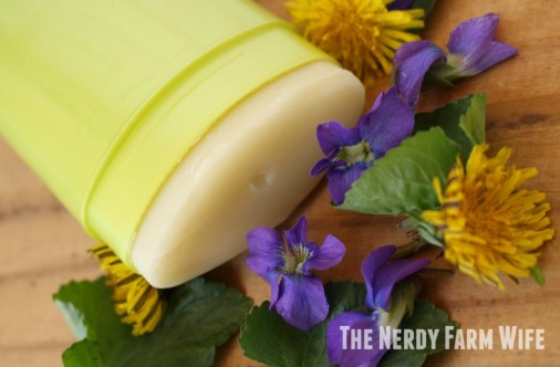 DIY Herbal Deodorant for Women's Health