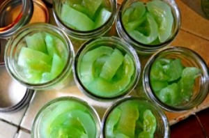 How to Make Peppermint Pickles