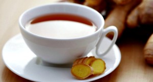 How to Make Anti-Inflammatory Turmeric & Ginger Tea